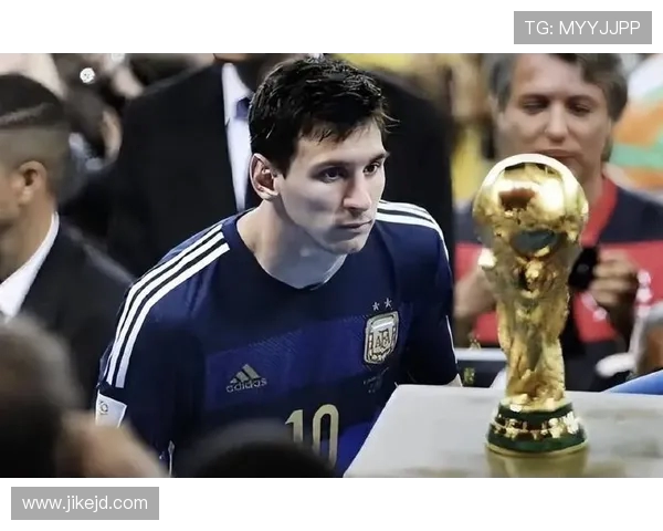 梅西祝贺阿根廷晋级U20世界杯四强并称赞年轻球员表现出色 梅西祝贺阿根廷晋级U20世界杯四强并称赞年轻球员表现出色