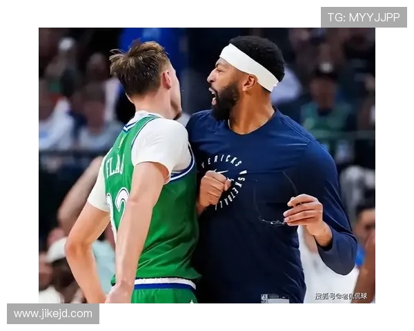 原创22战21胜的雷霆真的无敌吗?独行侠防守排名前三,正迎三分火力爆发期! 原创22战21胜的雷霆真的无敌吗?独行侠防守排名前三,正迎三分火力爆发期!